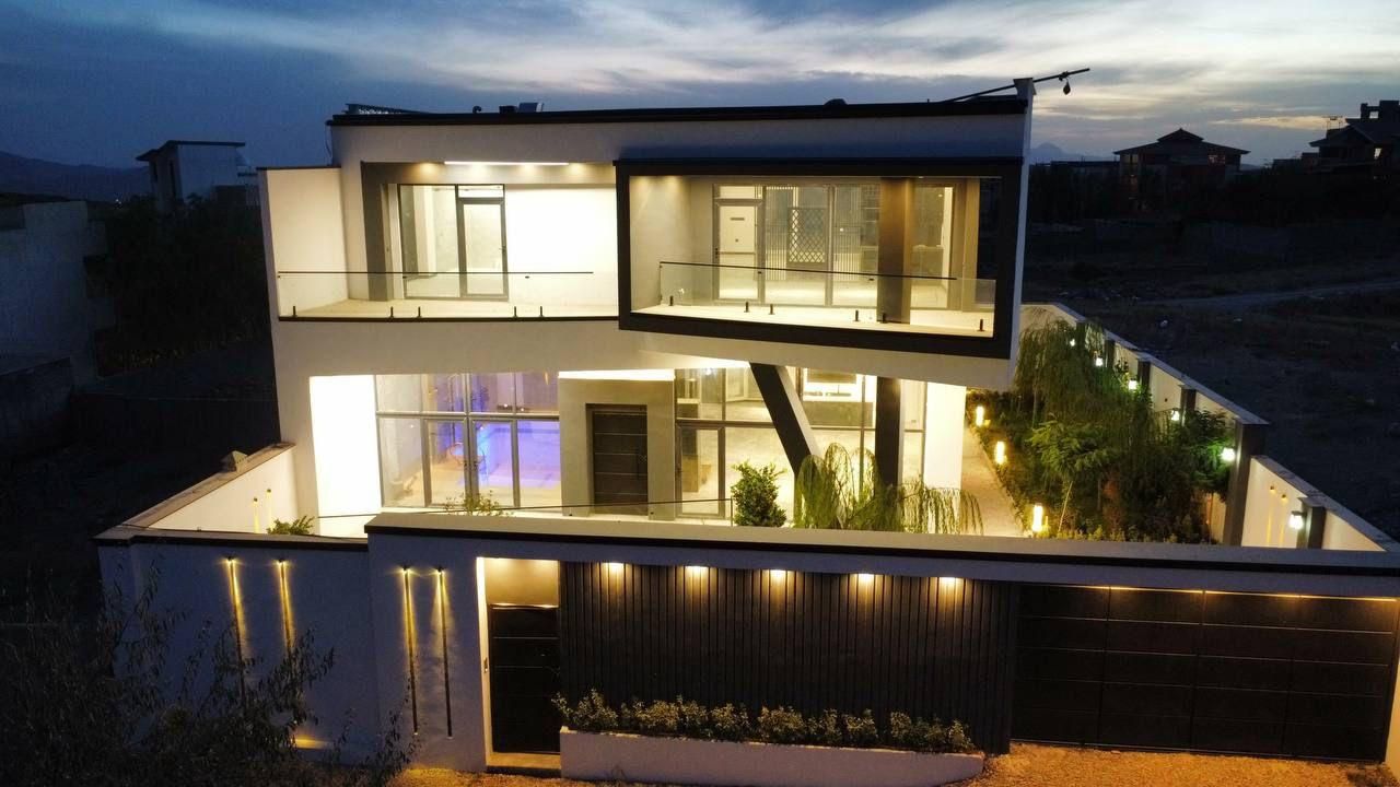 اجاره ویلا روزانه مهرآباد|اجارهٔ کوتاه‌مدت ویلا و باغ|تهران, بوستان سرخه حصار|دیوار