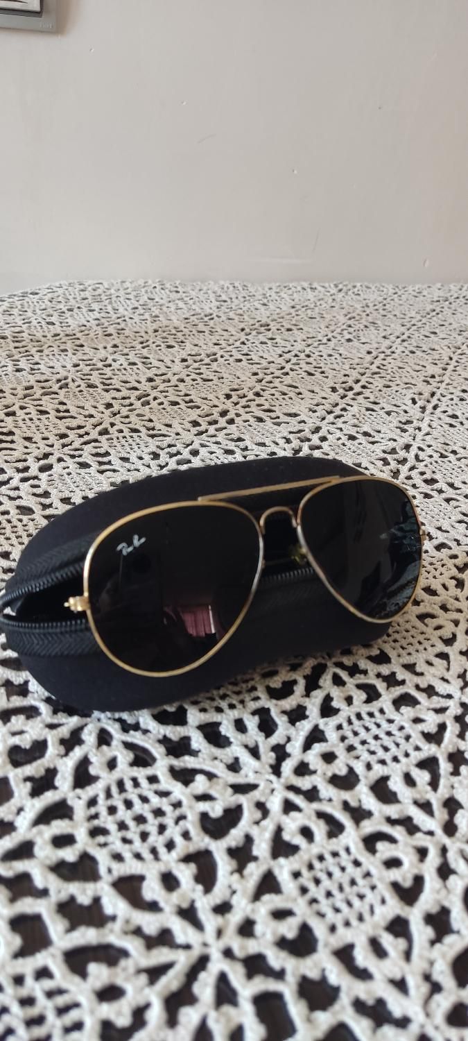 عینک ری بن اصل|زیورآلات و اکسسوری|اصفهان, کوی ولی عصر|دیوار