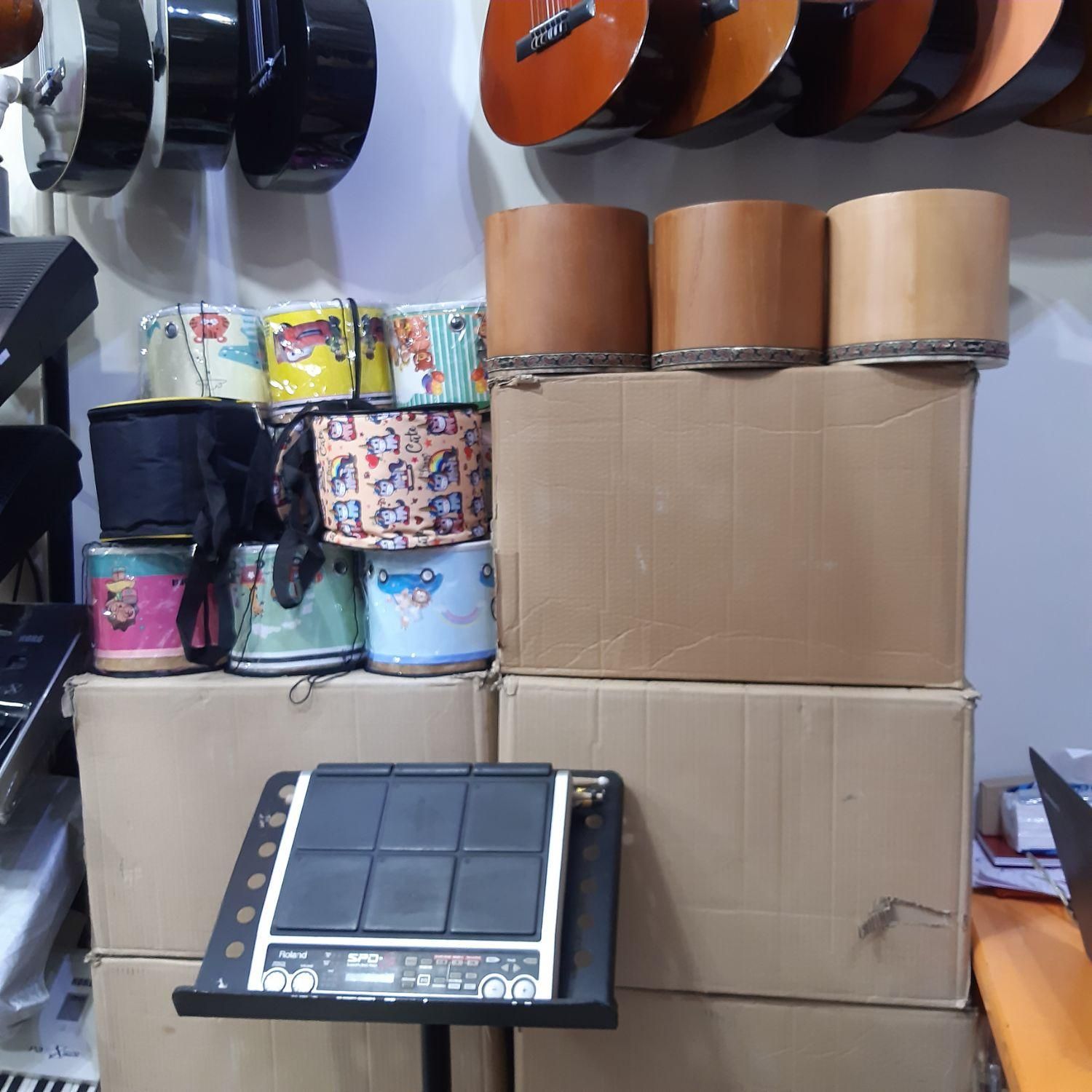 طبلک کودک بلز کودک|درام و پرکاشن|تبریز, |دیوار