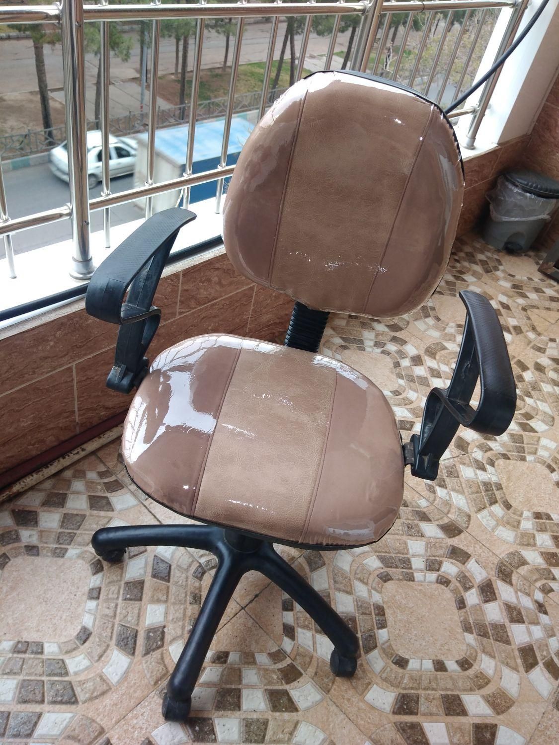 تعمیرات صندلی اداری وتعویض جک و روکش|خدمات پیشه و مهارت|نیشابور, جمهوری|دیوار