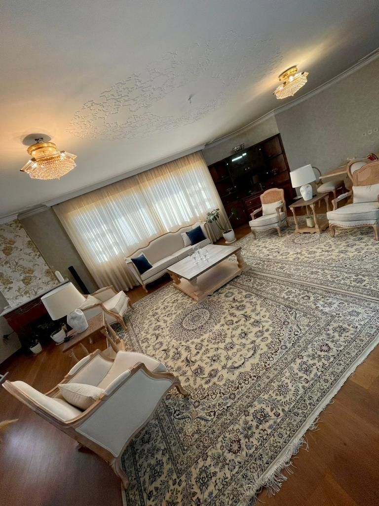 آپارتمانی در آبشار که بهش میخوره ۱۶۰ متر باشه|فروش آپارتمان|اصفهان, فیض|دیوار