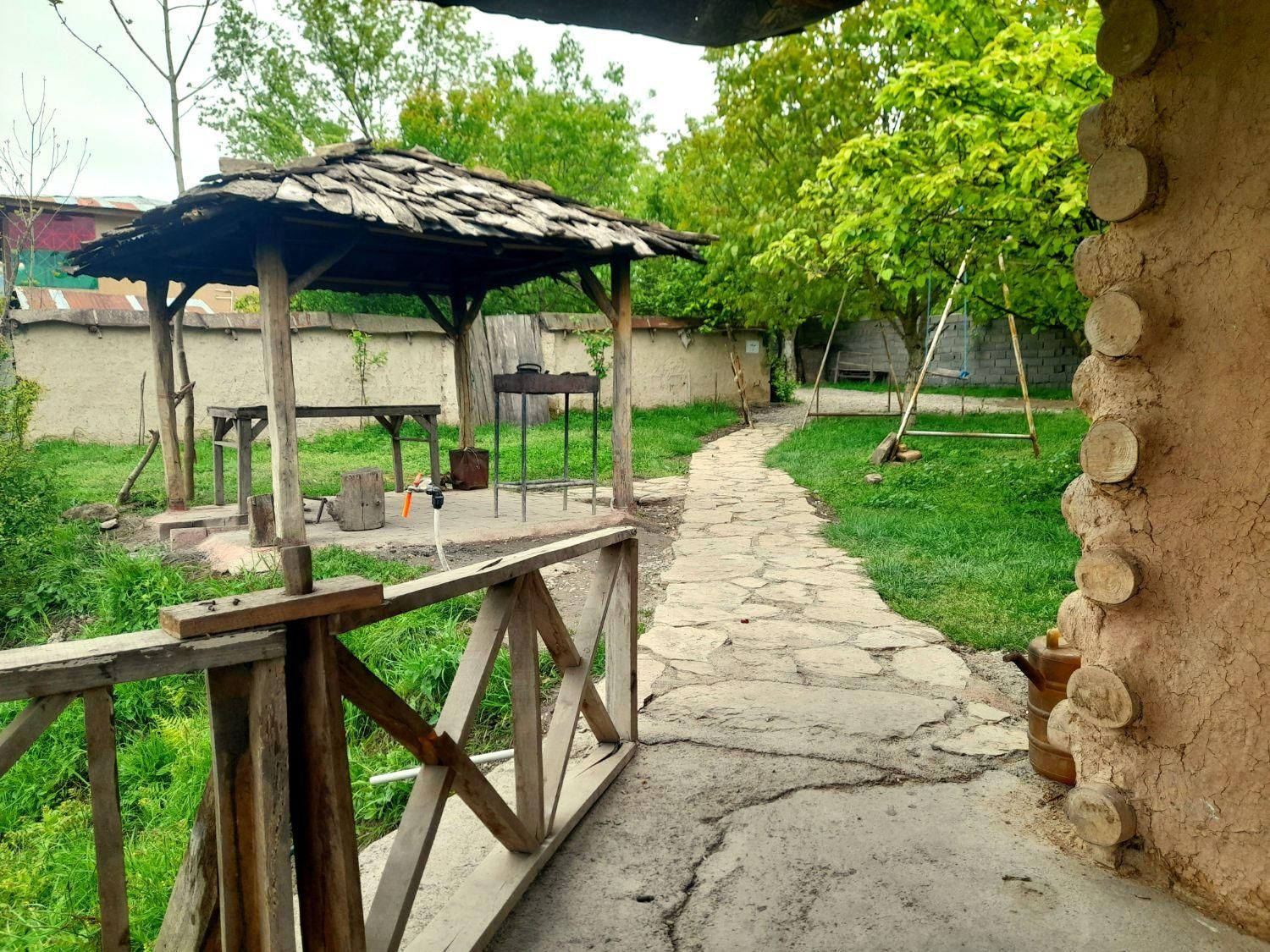 ویلا جنگلی یه خوابه دربست فیلبند چلاو بکر و آرام|اجارهٔ کوتاه‌مدت ویلا و باغ|امامزاده عبدالله, |دیوار