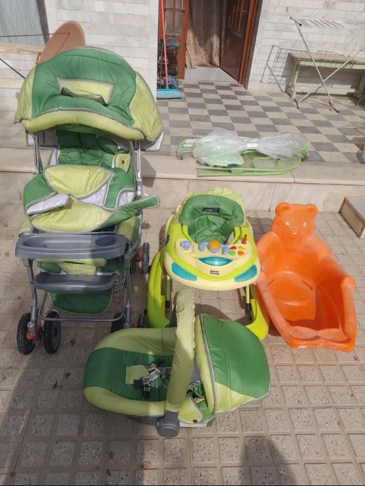 کالسکه وگهواره|کالسکه و لوازم جانبی|شاهینشهر, شهرک هشت بهشت|دیوار