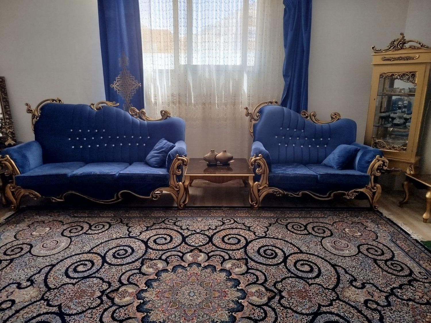 سرویس مبلمان و پرده و ویترین|مبلمان خانگی و میز عسلی|اصفهان, قهجاورستان|دیوار