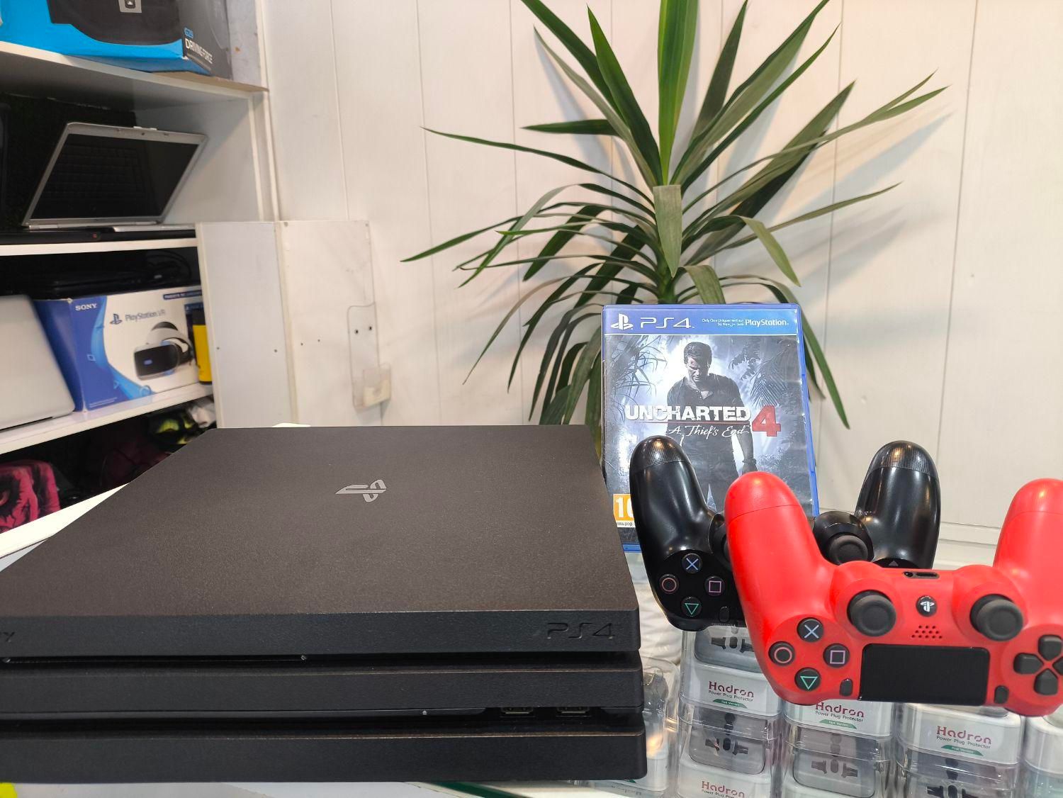 Ps4 pro یک ترابایت دو دسته|کنسول، بازی ویدئویی و آنلاین|کرج, کوی امامیه|دیوار