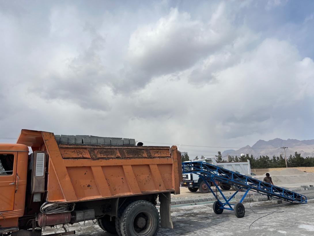 بلوک سیمانی و بلوک استخری مهریز|مصالح و تجهیزات ساختمان|یزد, |دیوار