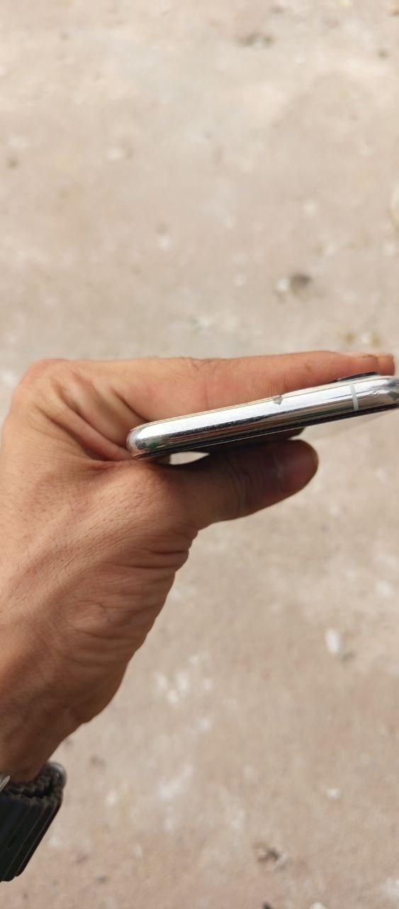 اپل iPhone 11 Pro با حافظهٔ ۲۵۶ گیگابایت|موبایل|شوشتر, |دیوار