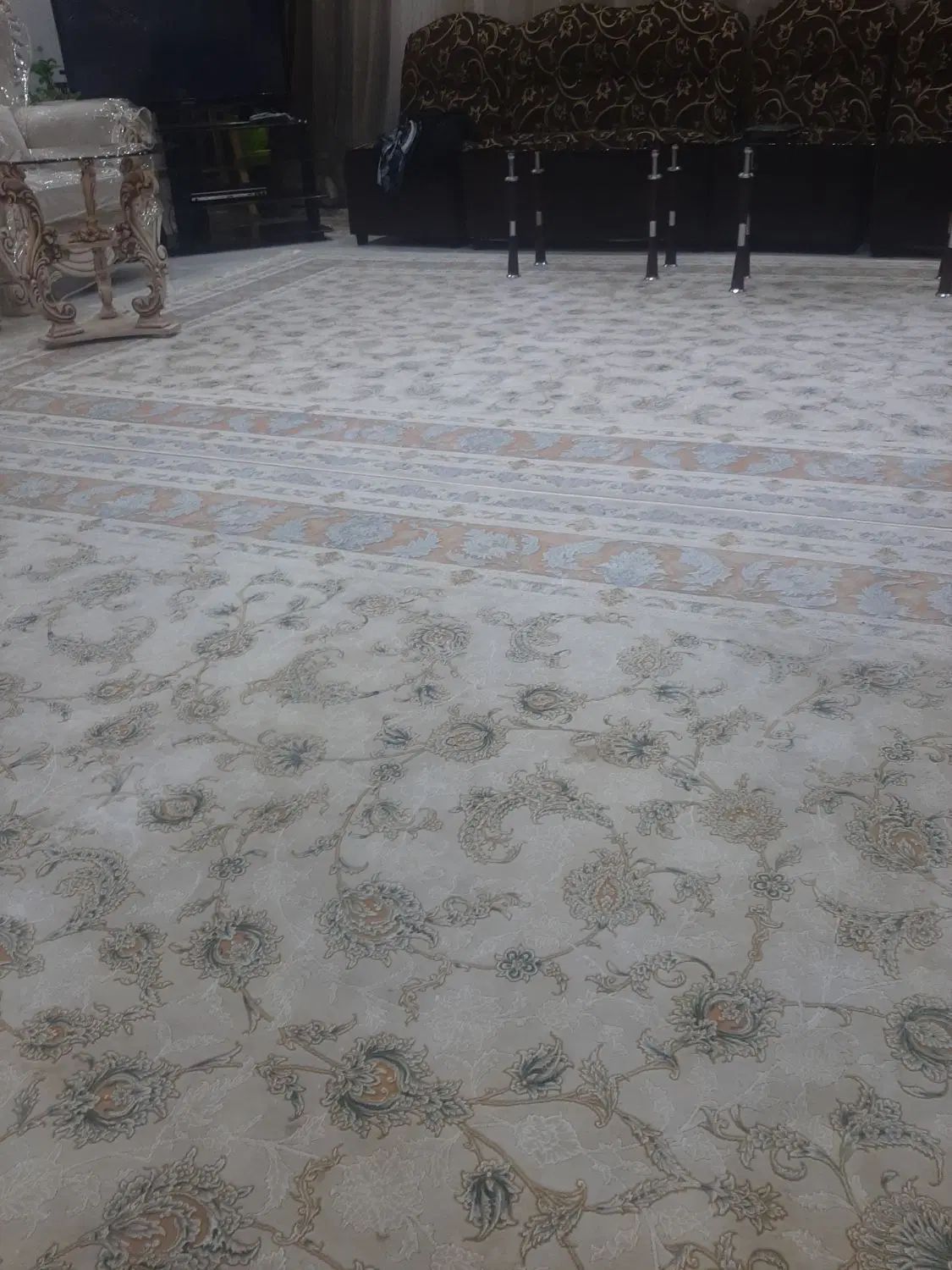 جفت فرش ۹متری کرم گل برجسته|فرش|مشهد, بهارستان|دیوار