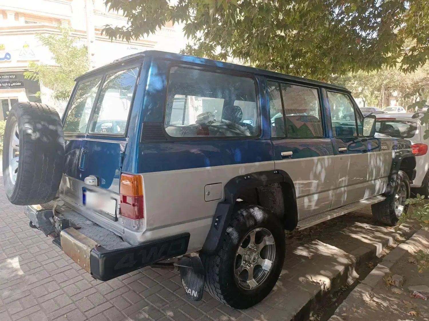 نیسان پاترول 4 در 6 سیلندر، مدل ۱۳۷۲ بی نظیر|خودرو سواری و وانت|مشهد, نیروی هوایی|دیوار