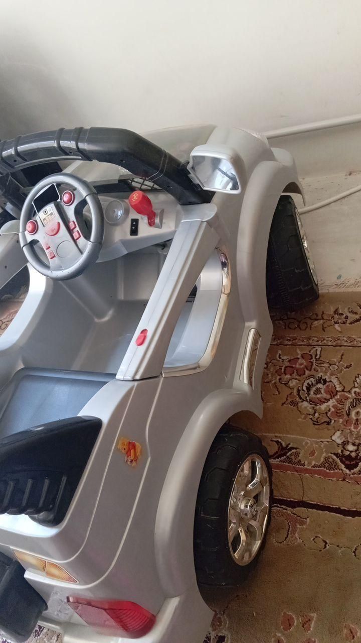 ماشین شارژی پسرانه|اسباب‌بازی بچه|کرمانشاه, |دیوار