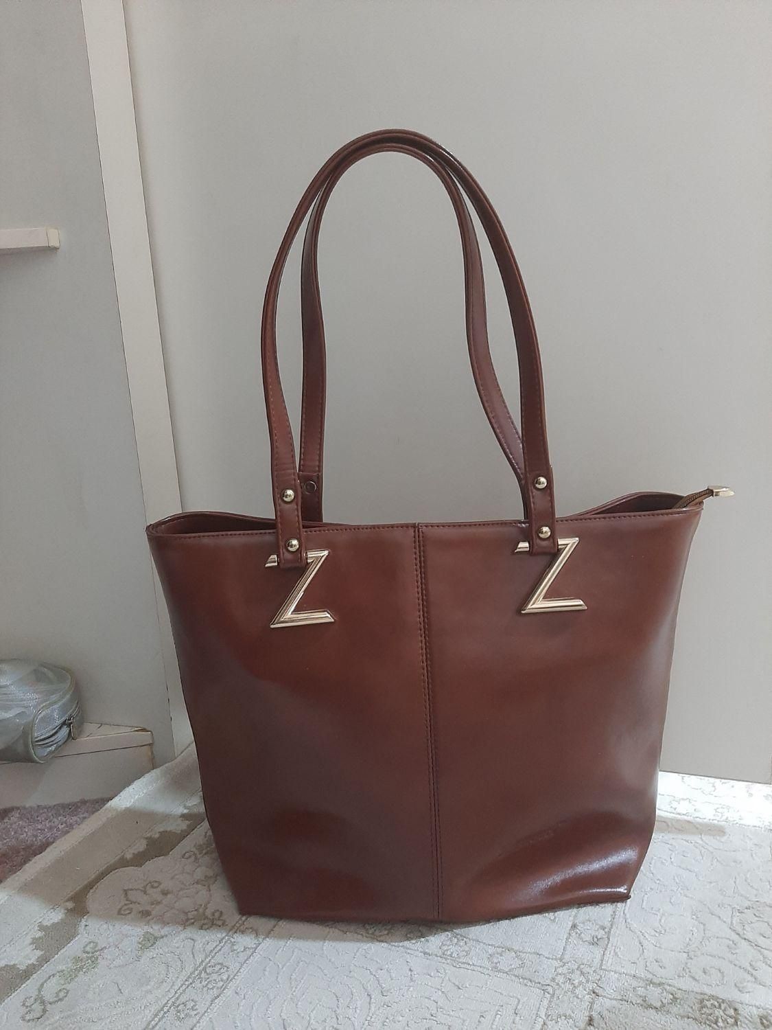 کیف چرم برند زانتی نونو .مشخصه توی عکس|کیف، کفش، کمربند|اهواز, فاز ۲ پادادشهر|دیوار