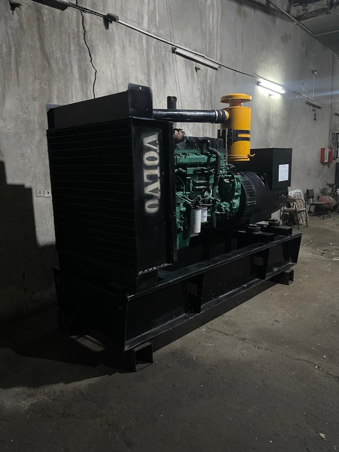 مغازه و کارگاهه کاملا تجاری|فروش مغازه و غرفه|اصفهان, جاوان|دیوار