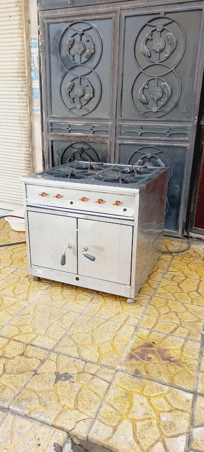 اجاق گاز فر دار چهار شعله تمام استیل درحد آکبند|کافی‌شاپ و رستوران|نسیم‌شهر, |دیوار