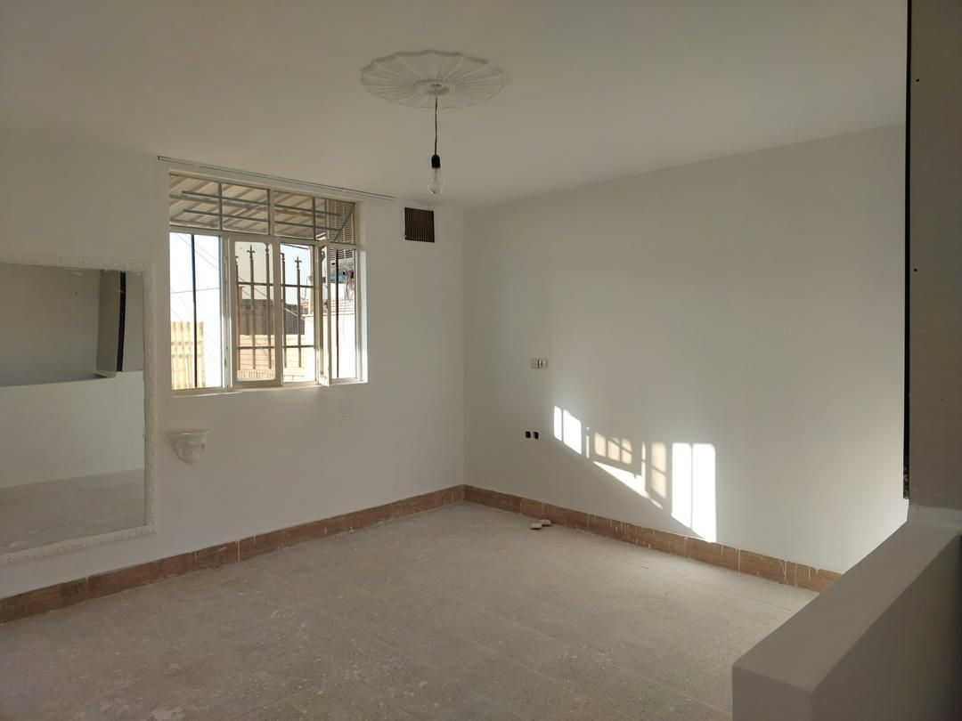 ویلایی دوبلکس کارخانه قند|فروش خانه و ویلا|ورامین, ورامین|دیوار