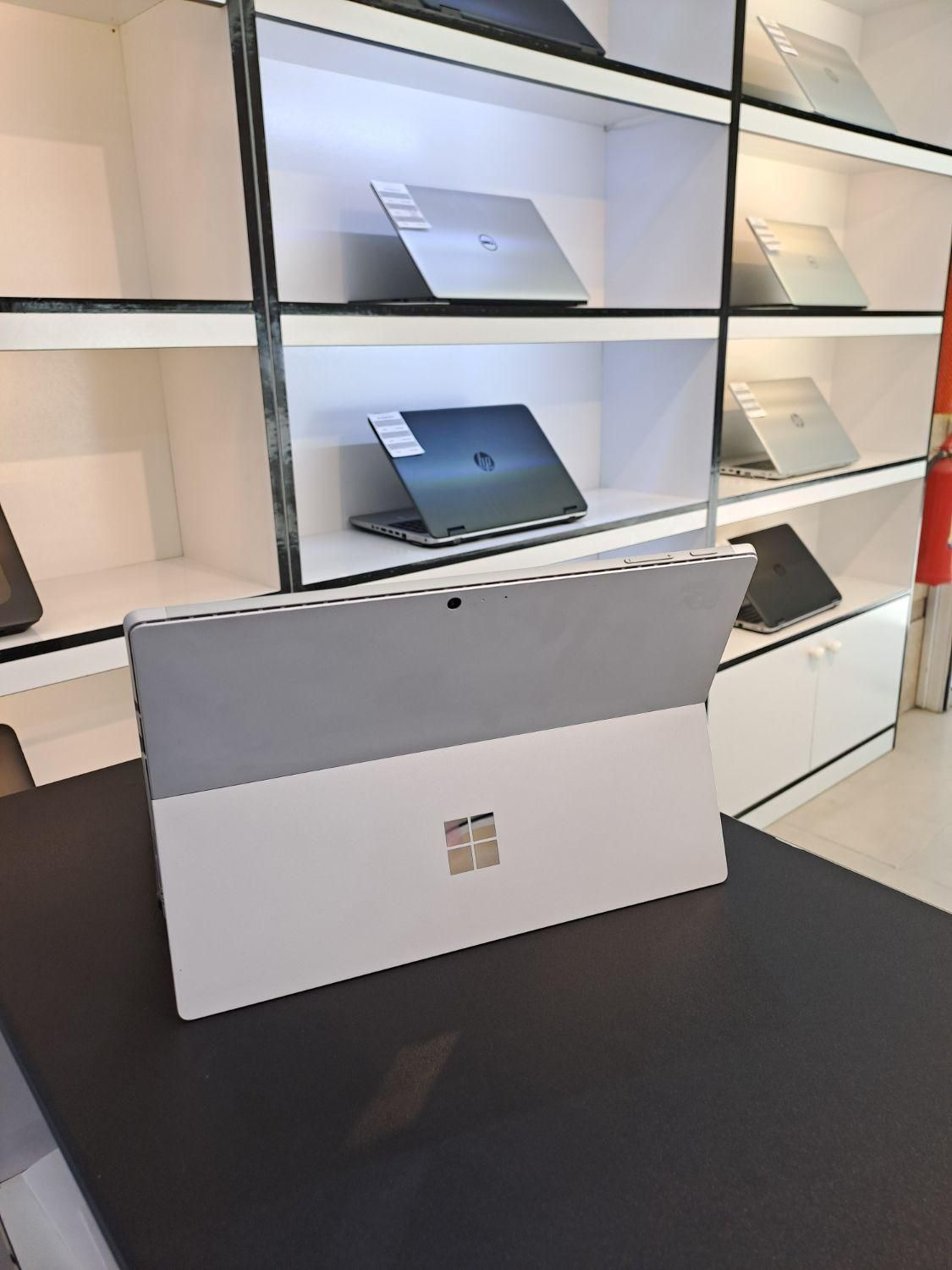 لپ تاپ Microsoft Surface pro 5 پردازنده i5 در حد|رایانه همراه|همدان, |دیوار