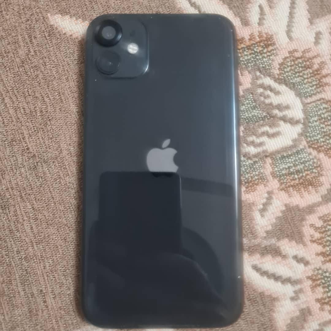 اپل iPhone 11 با حافظهٔ ۱۲۸ گیگابایت|موبایل|همدان, |دیوار