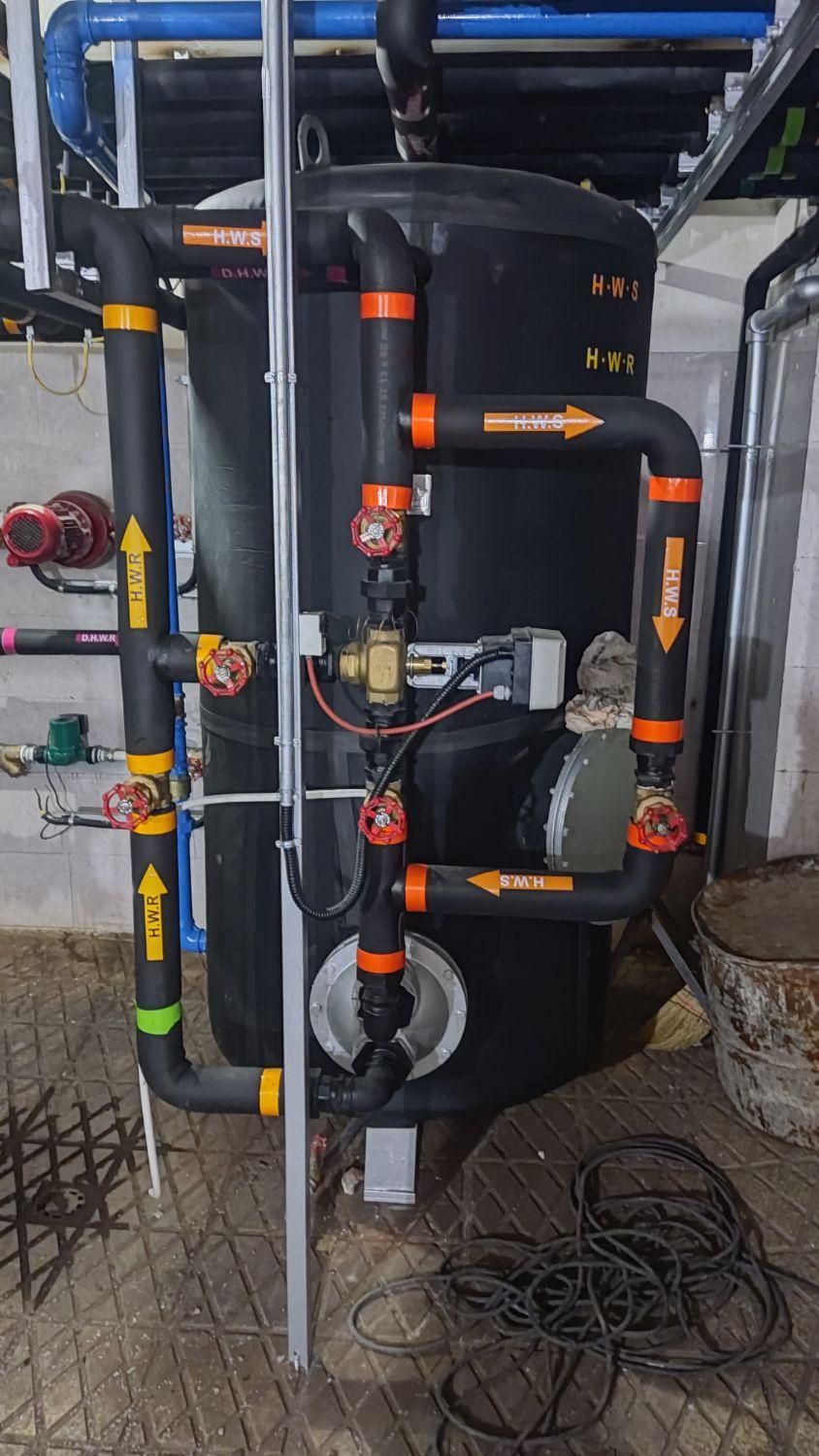 لولهکشی موتورخانه گرمایش کف استخر جکوزی پمپ اب|خدمات پیشه و مهارت|تهران, اختیاریه|دیوار