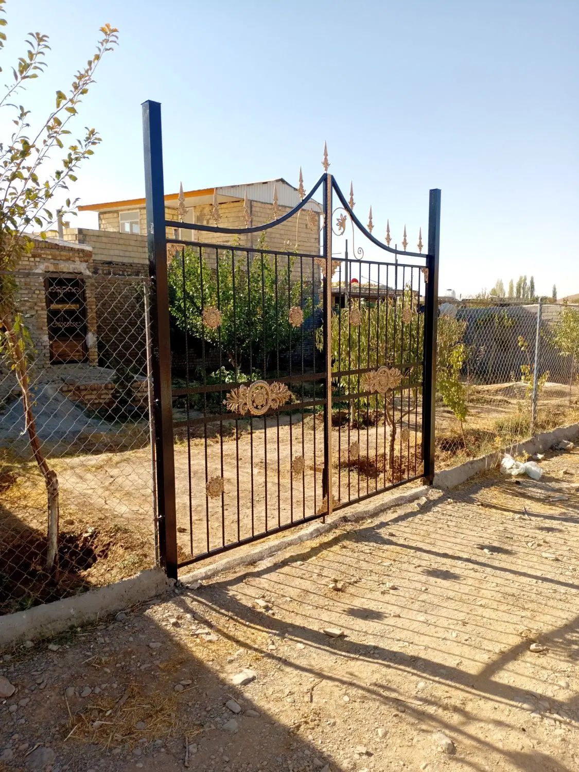 زمین مسکونی یا ویلایی داخل روستای گلشن آباد|فروش زمین و ملک کلنگی|اراک, |دیوار