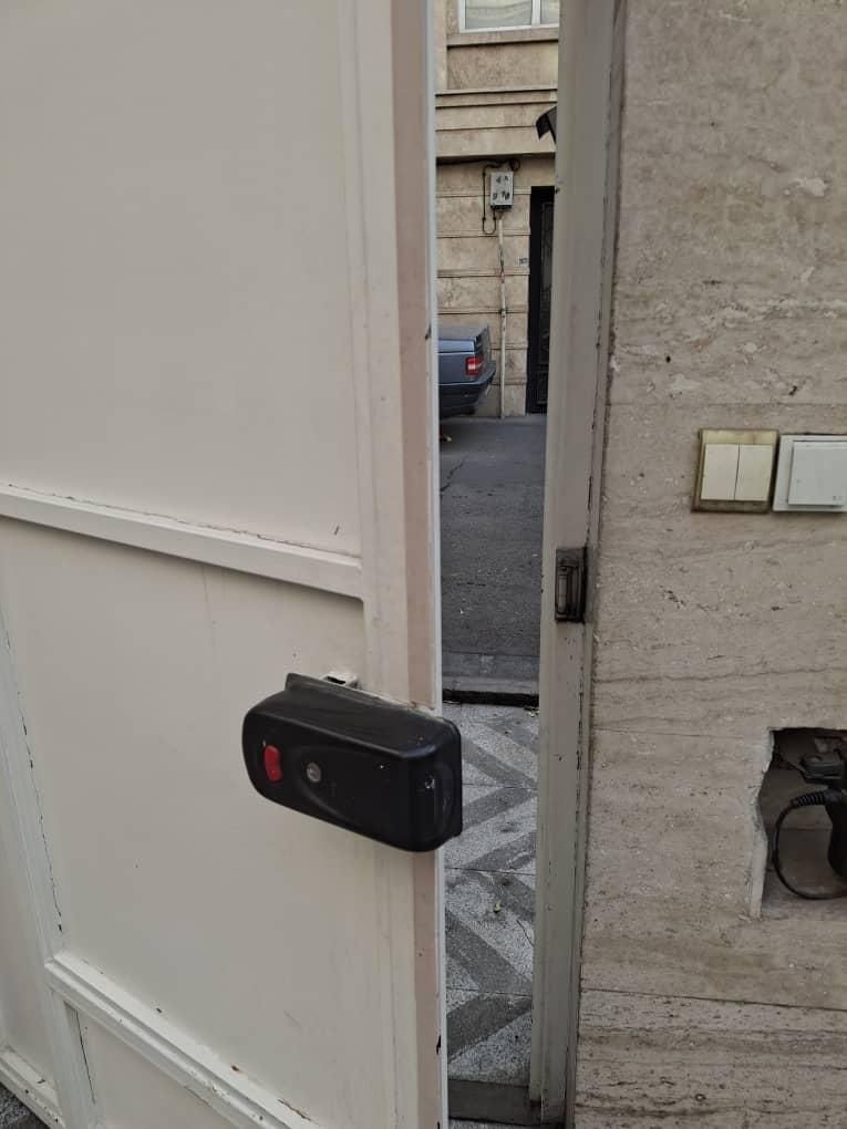 کلیدسازی شبانه روزی پیروزی تهرانپارس نارمک قفلساز|خدمات پیشه و مهارت|تهران, نیروی هوایی (پیروزی)|دیوار