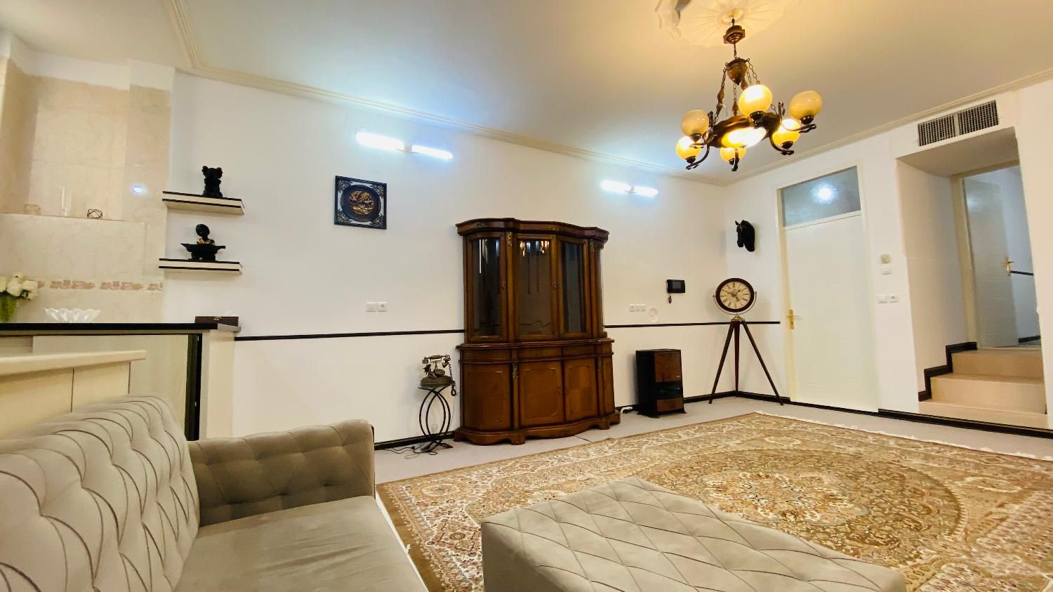 اجاره ویلایی مستقل تمیز  روزانه هفتگی|اجارهٔ کوتاه‌مدت آپارتمان و سوئیت|قم, قلعه یزدیها|دیوار