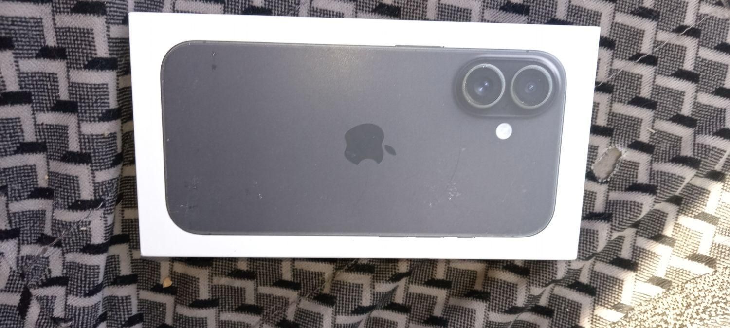 اپل iPhone 16 Pro با حافظهٔ ۱۲۸ گیگابایت|موبایل|بیرجند, |دیوار