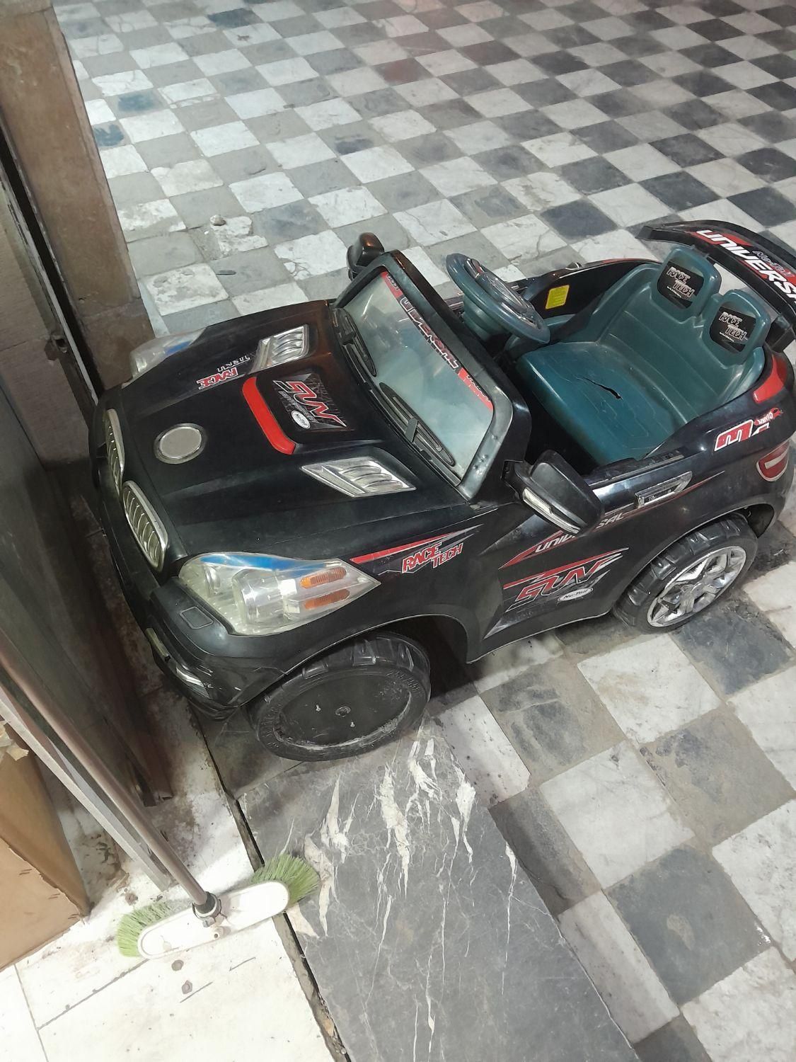 فروش ماشین شارژی بزرگ|اسباب‌بازی بچه|زاهدان, |دیوار