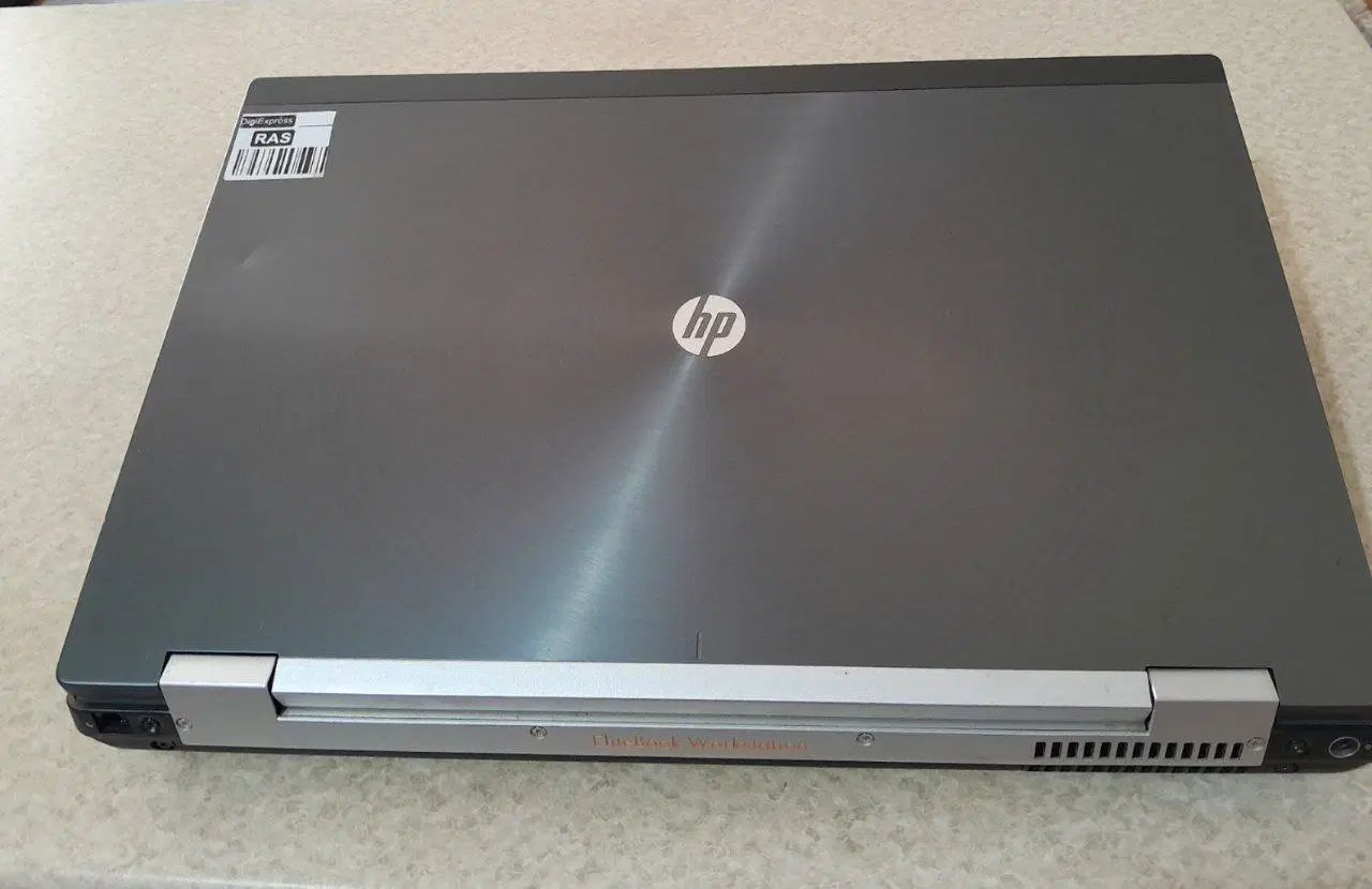 لپتاپ ۱۷ اینچ ۸ هسته ای گرافیکدار i7 HP بی نقص ssd|رایانه همراه|رشت, منظریه|دیوار