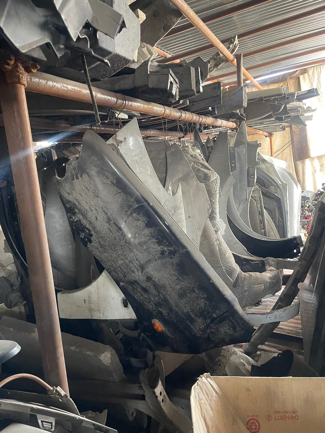 لوازم بدنه بی ام و BMW درب کاپوت گلگیر صندوق چراغ|قطعات یدکی و لوازم جانبی|تهران, صادقیه|دیوار