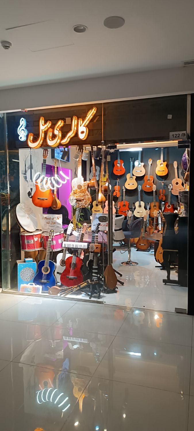 فروش ویلن های ایرانی و خارجی|ویولن|نیشابور, فردوس شمالی|دیوار