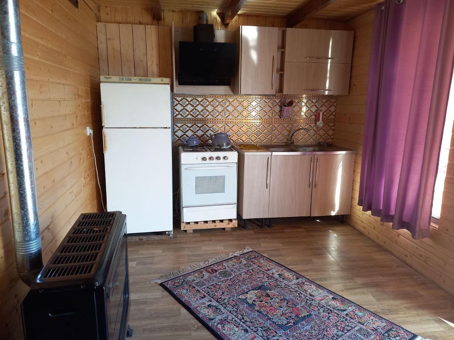 کلبه استخر دار دهکده|اجارهٔ کوتاهمدت ویلا و باغ|شیرگاه, |دیوار