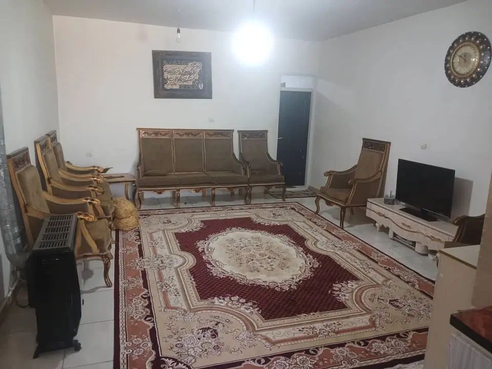 اجاره آپارتمان ۶۵ متری ۱ خوابه همکف در ملک‌آباد|اجارهٔ آپارتمان|کرج, ملک‌آباد|دیوار
