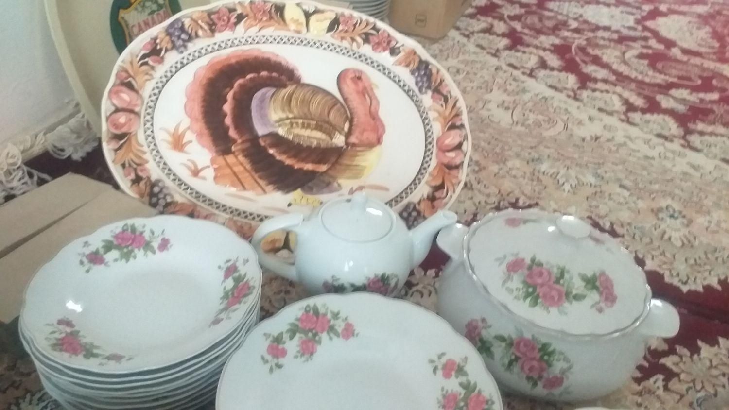 ظروف گلسرخی و گل غنچه|ظروف سرو و پذیرایی|تهران, مشیریه|دیوار