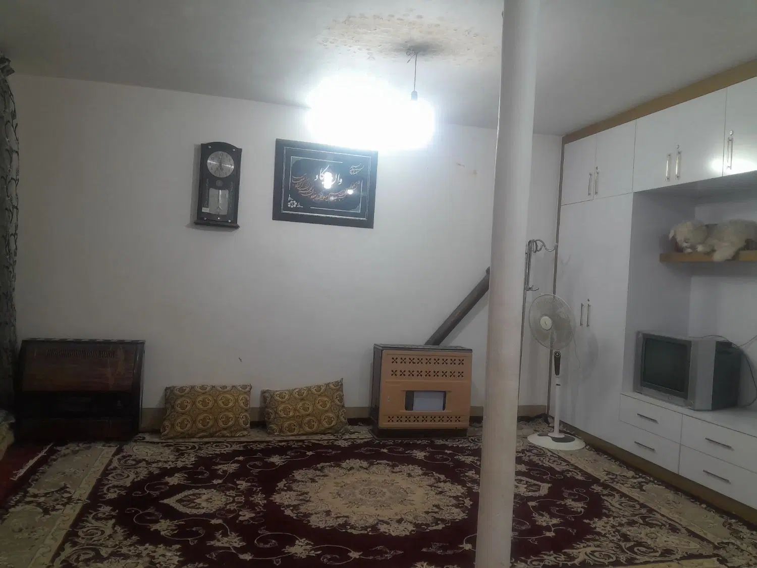 یک طبقه از خانه ویلایی در نزدیکی حرم|اجارهٔ کوتاه‌مدت آپارتمان و سوئیت|مشهد, گلشور|دیوار