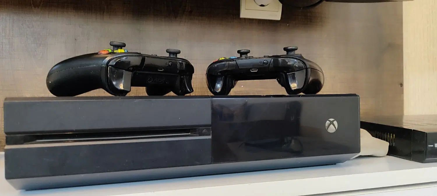Xbox one ایکس باکس وان دو دسته|کنسول، بازی ویدئویی و آنلاین|مشهد, نرگس (شهرک غرب)|دیوار