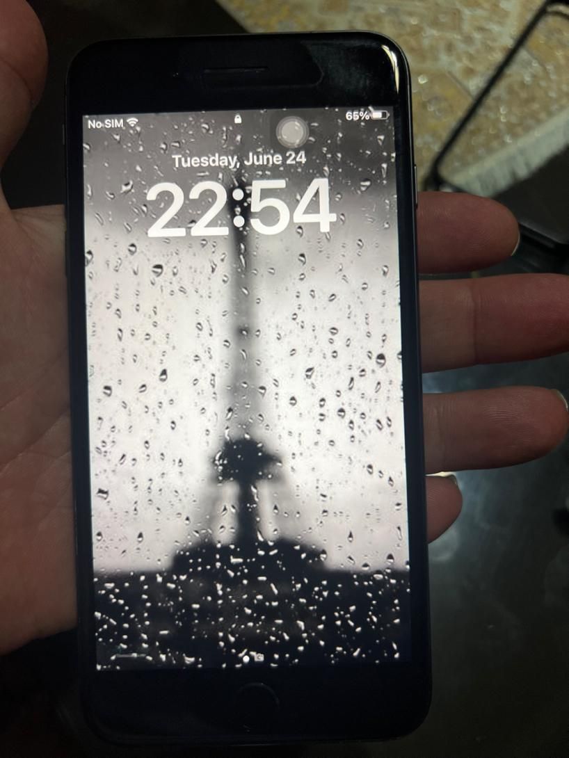 اپل iPhone 8 Plus با حافظهٔ ۲۵۶ گیگابایت|موبایل|تهران, ستارخان|دیوار