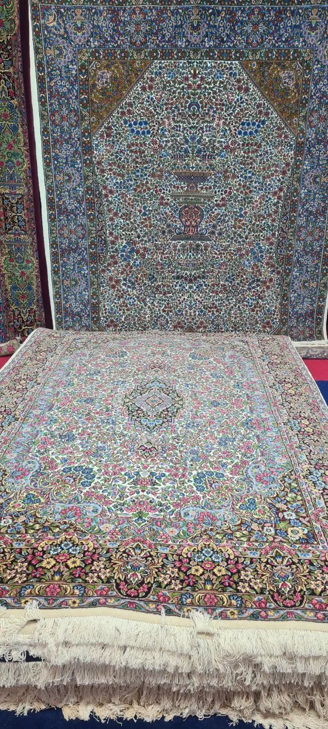 فرش دستباف در ابعاد مختلف تعویض نو با کهنه|فرش|کرمانشاه, |دیوار