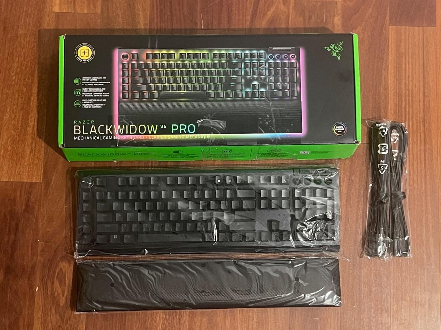 کیبورد گیمینگ ریزر blackwidow v4 pro مکانیک razer|قطعات و لوازم جانبی رایانه|تهران, ونک|دیوار