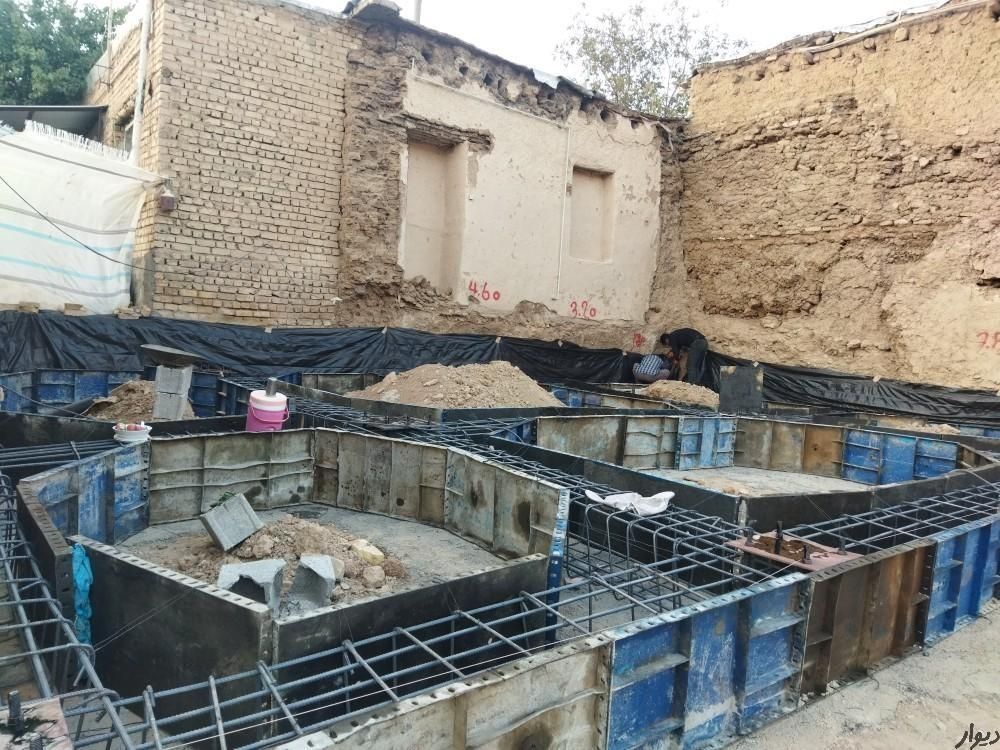 اجرا کننده انواع سقف تیرچه و فونداسیون و شناژ|خدمات پیشه و مهارت|الیگودرز, |دیوار