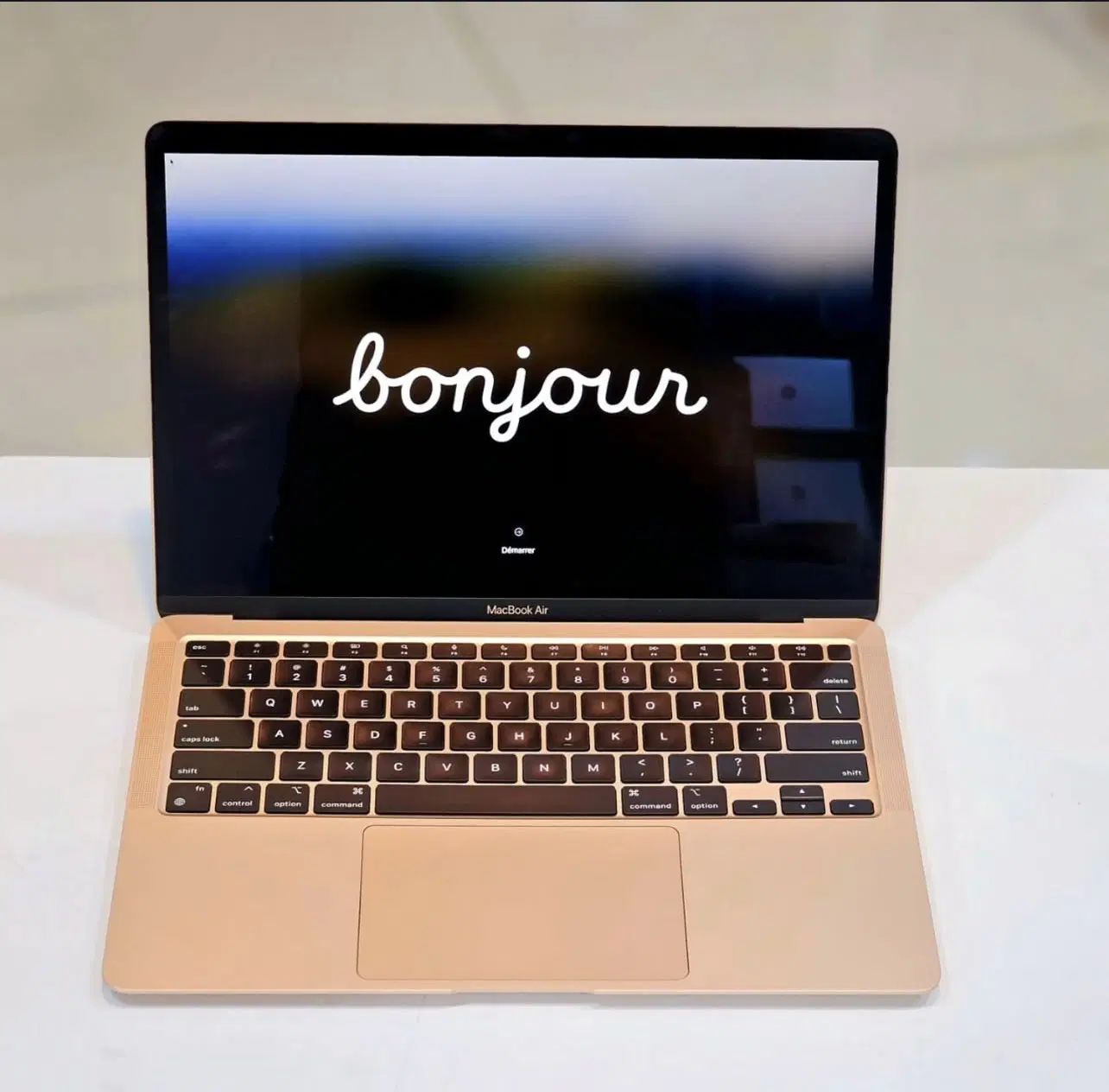 مک بوک ایر ۲۰۱۸ - Macbook Air 2018 I5 8G 128G Gold|رایانه همراه|مشهد, ارشاد|دیوار