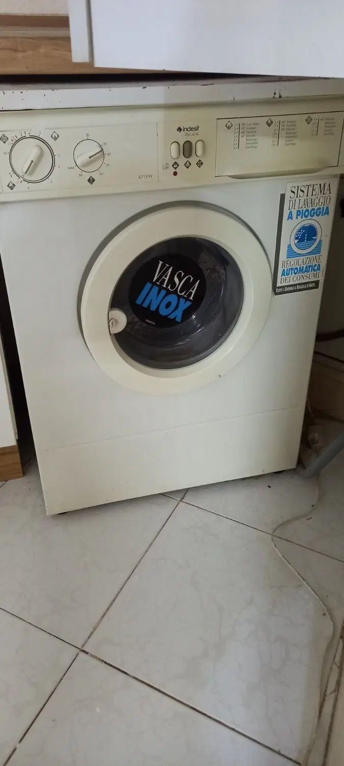 ماشین لباسشویی ایندزیت - Indesit|ماشین لباسشویی و خشک‌کن لباس|مشهد, رضاشهر|دیوار