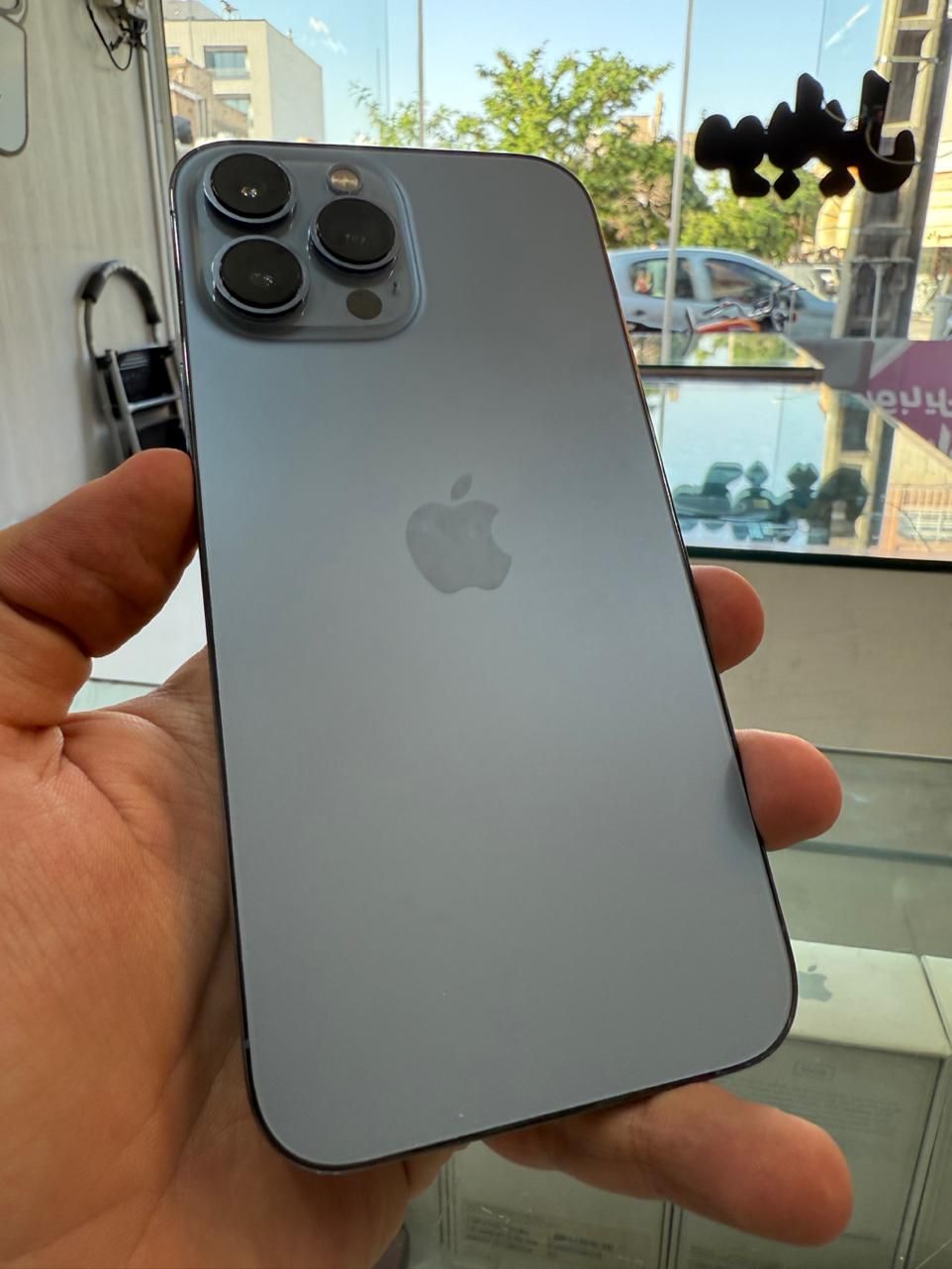 اپل iPhone 13 Pro Max با حافظهٔ ۲۵۶ گیگابایت|موبایل|اصفهان, شاهزید|دیوار