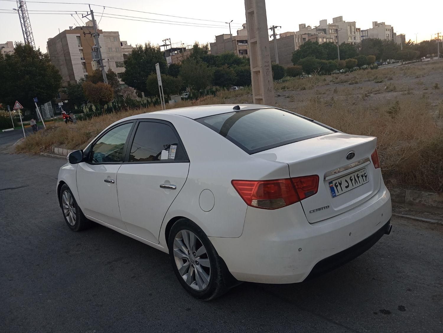 کیا سراتو اتوماتیک 2000cc، مدل ۲۰۱۰ نقد و اقساط|خودرو سواری و وانت|مشهد, دانشجو|دیوار