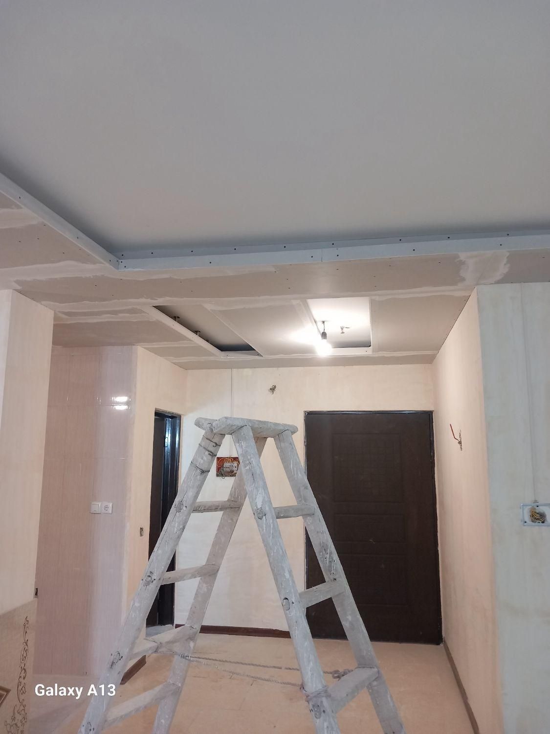 نقاشی ورنگ آمیزی مسعود|خدمات پیشه و مهارت|فولادشهر, B1|دیوار