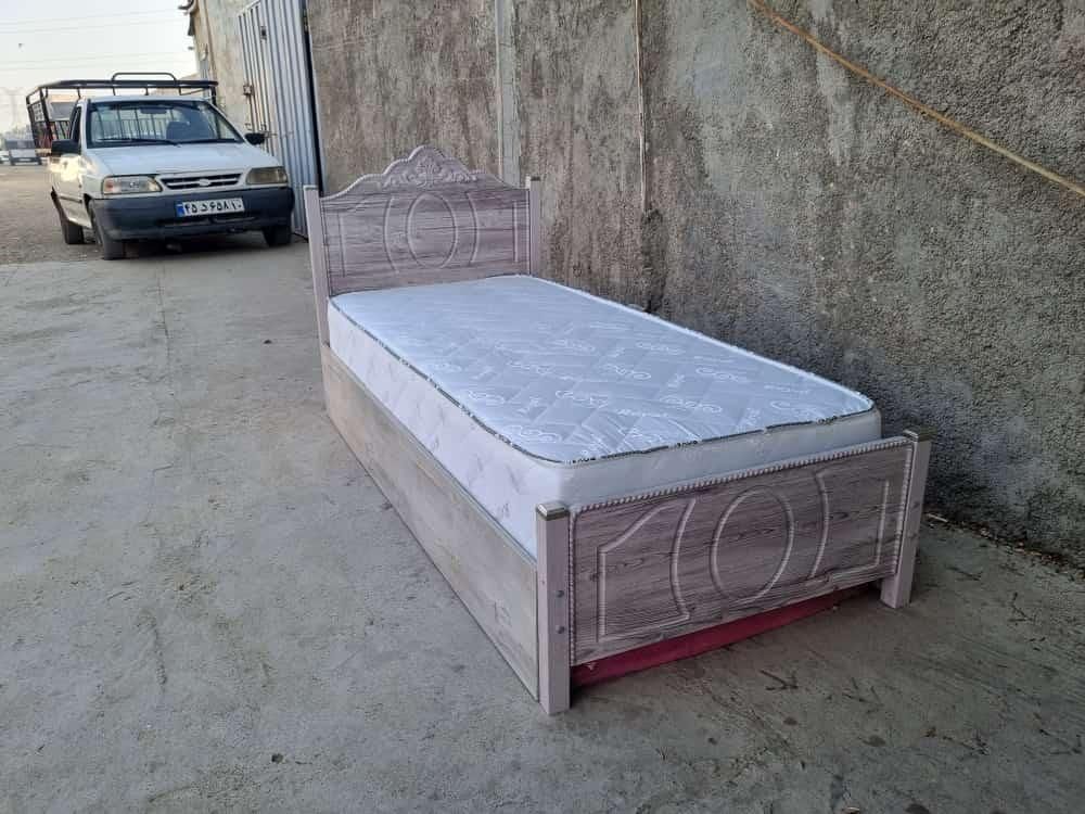 عمده و تک نفروشی تخت خواب تشک هرانچه که بخواهید|تخت و سرویس خواب|کاشان, |دیوار