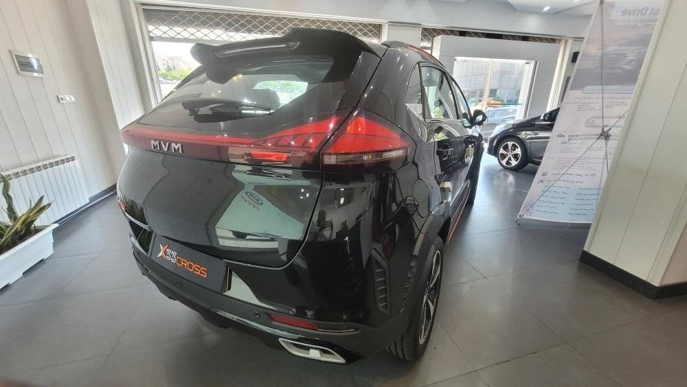 امویام X33 Cross اتومات مدل ۱۴۰۴|خودرو سواری و وانت|تهران, آسمان|دیوار