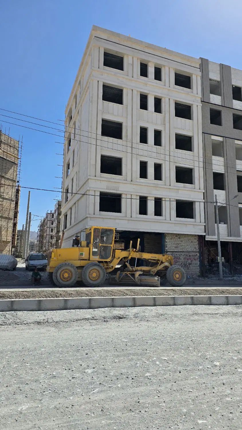 آپارتمان سایت اداری ۳ نبش آفتابگیر با تجاری|فروش آپارتمان|بیرجند, |دیوار