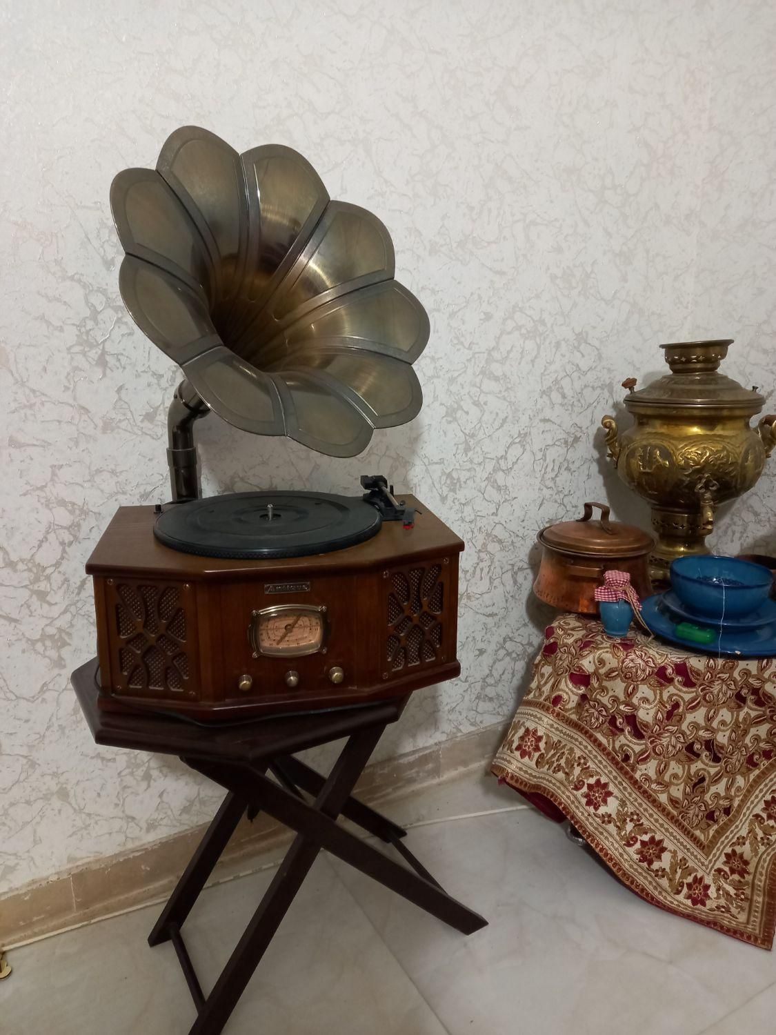 گرام قدیمی|کلکسیون اشیاء عتیقه|مشهد, توس|دیوار