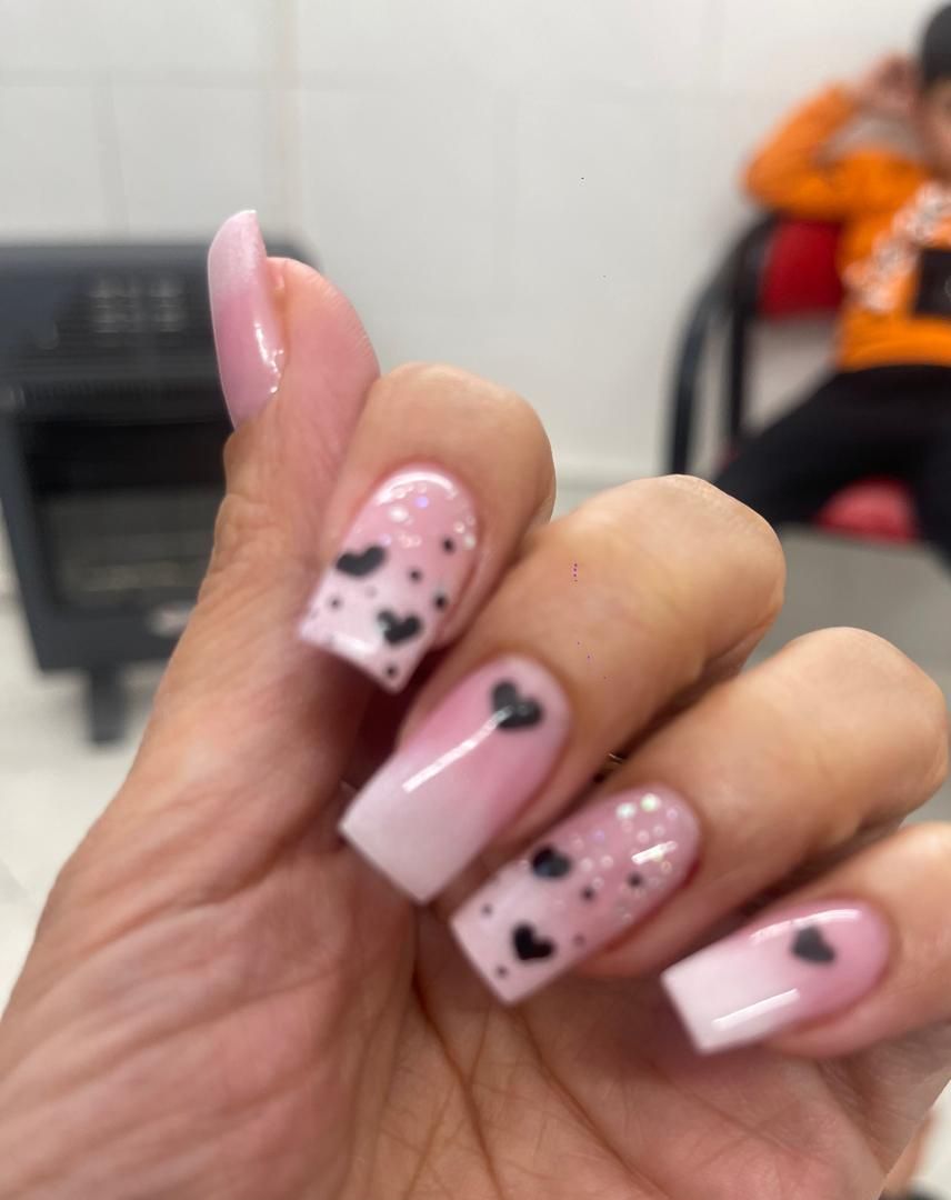 ناخن|خدمات آرایشگری و زیبایی|یاسوج, |دیوار