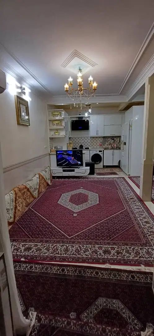 اجاره   واحد ۶۰ متری داخل بازار احسانی|اجارهٔ آپارتمان|تهران, عبدل‌آباد|دیوار