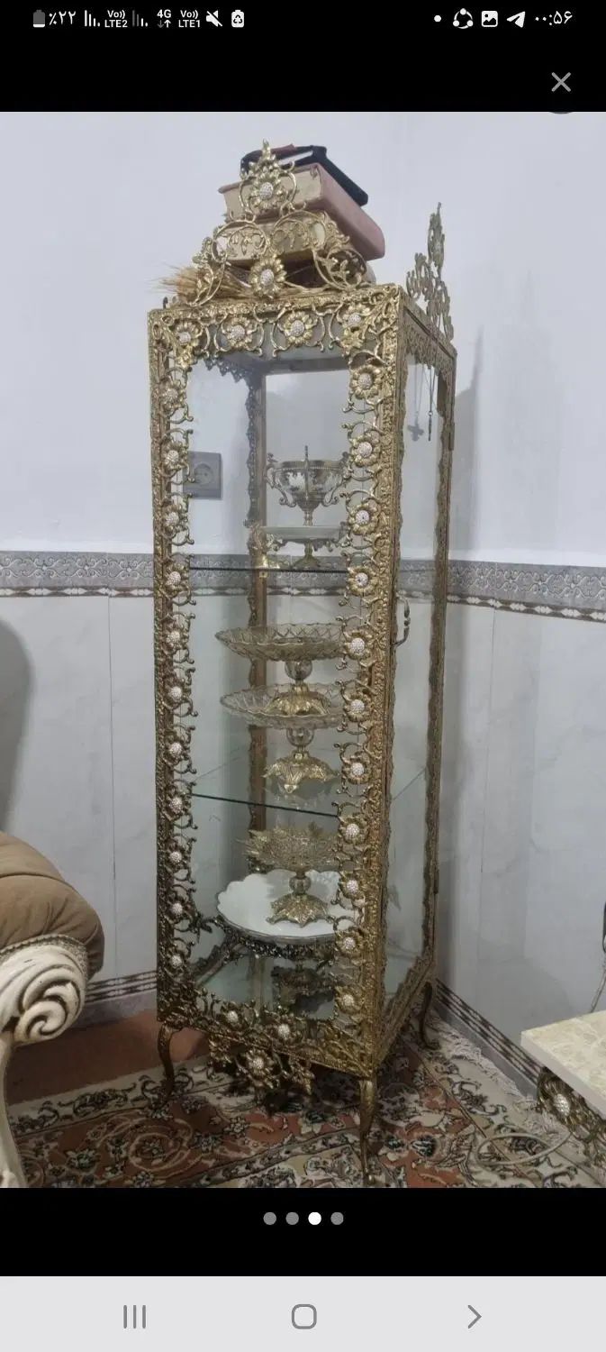 فروشنده وخریدار میز بوفه ساعت برنزی برنجی وویترین|بوفه، ویترین، کنسول|تهران, آرژانتین|دیوار